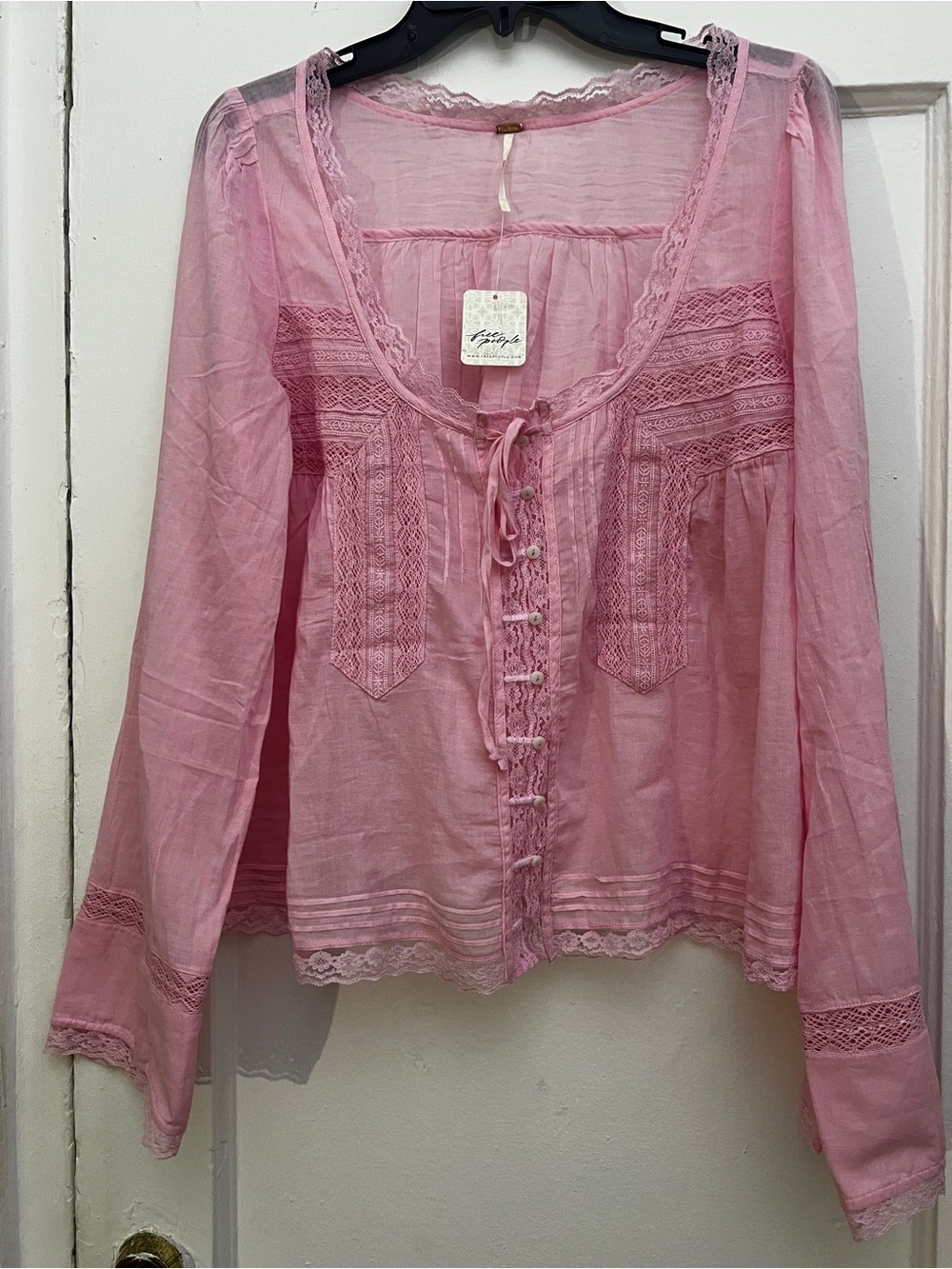NWT- Free People Lace-Trim Buttoned Peasant Blouse - Pink - Picture 9 of 14